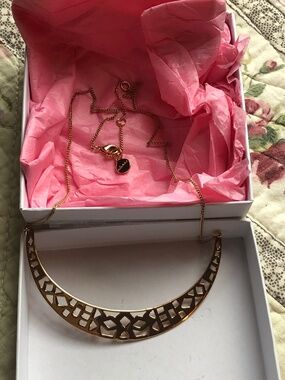 Stella & Dot gold plated necklace